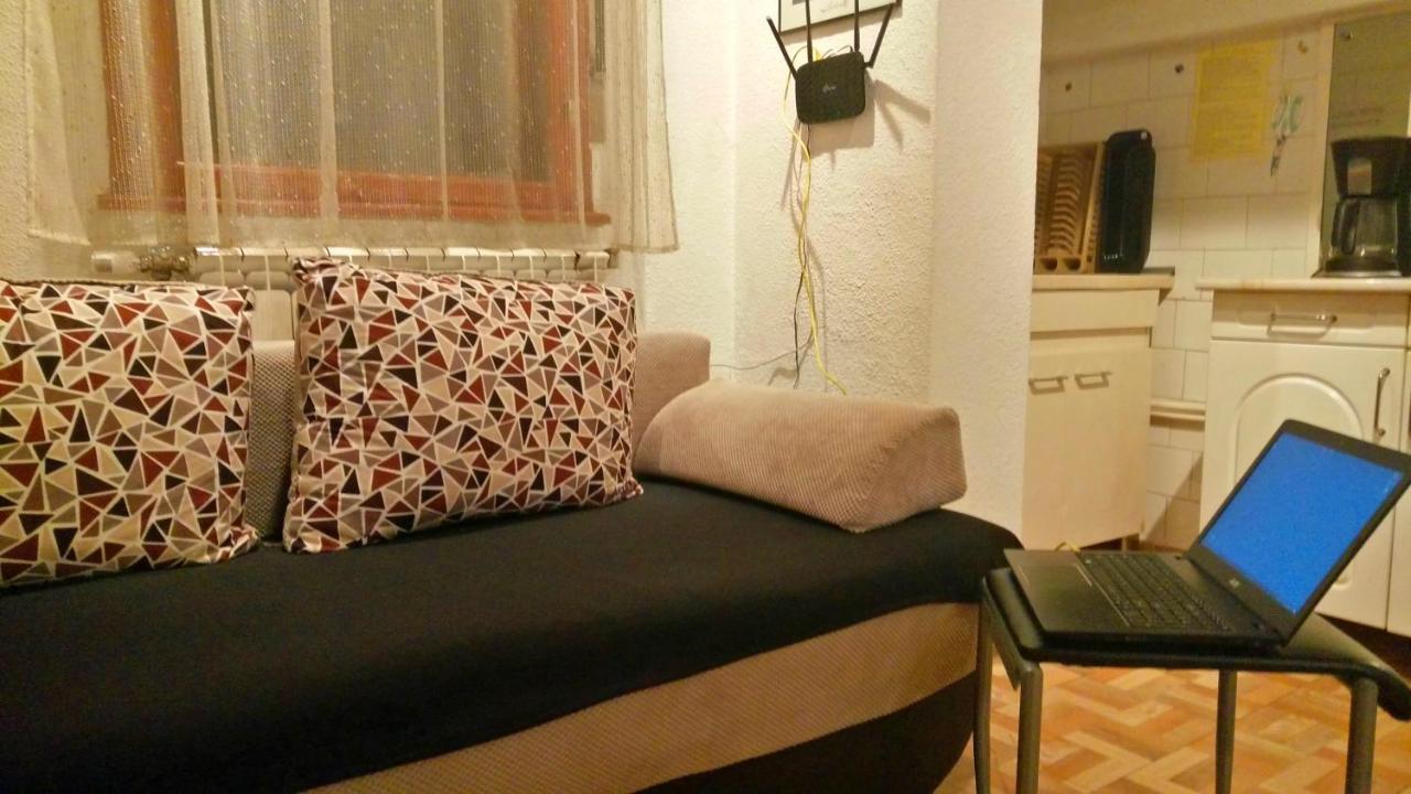 One Bedroom Apartment French Embassy Букурещ Екстериор снимка