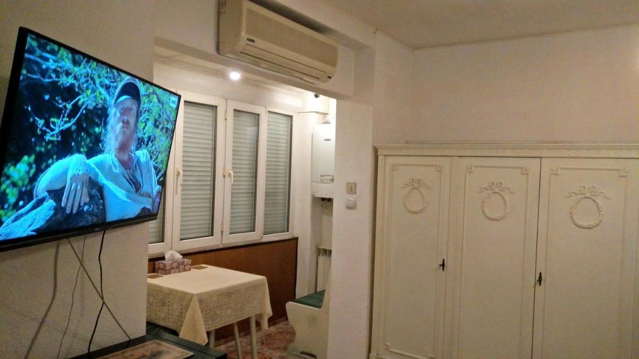 One Bedroom Apartment French Embassy Букурещ Екстериор снимка